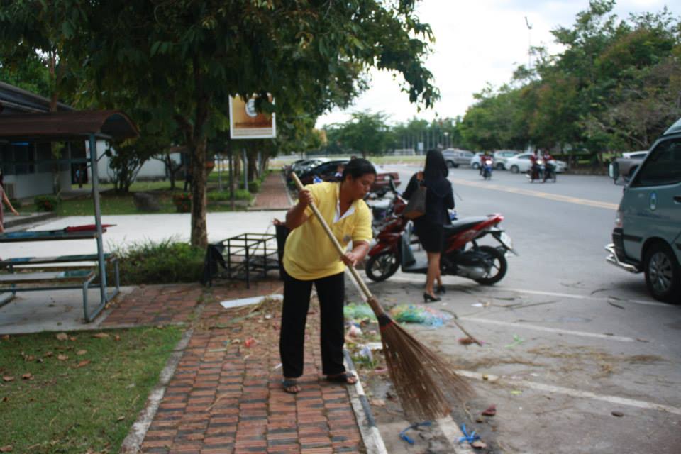 อาคารสถานที่และภูมิทัศน์ ประจำวันที่  2 กันยายน 2556