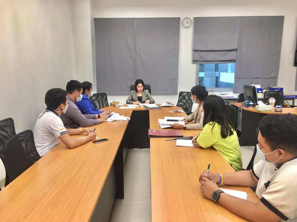 ประชุมบุคลากรส่วนงานบริหารทรัพย์สินและจัดหารายได้ 64